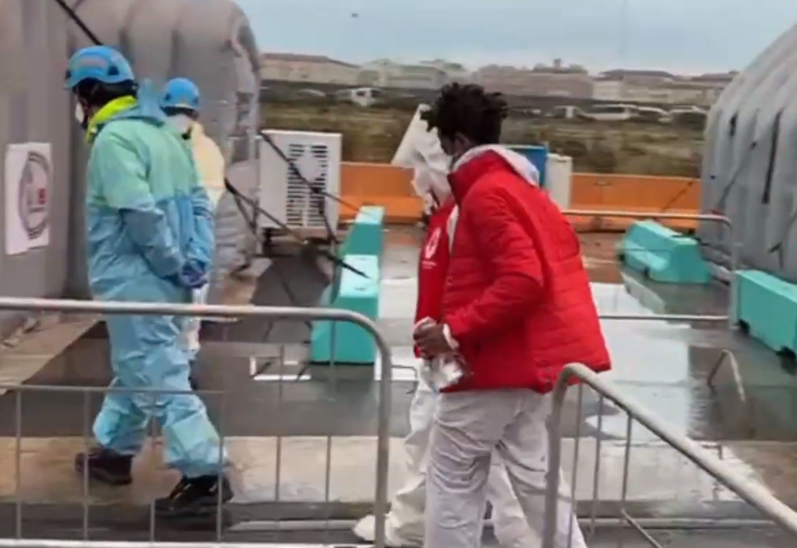 Immagine Migranti a Livorno: collocati tutti i minori sbarcati